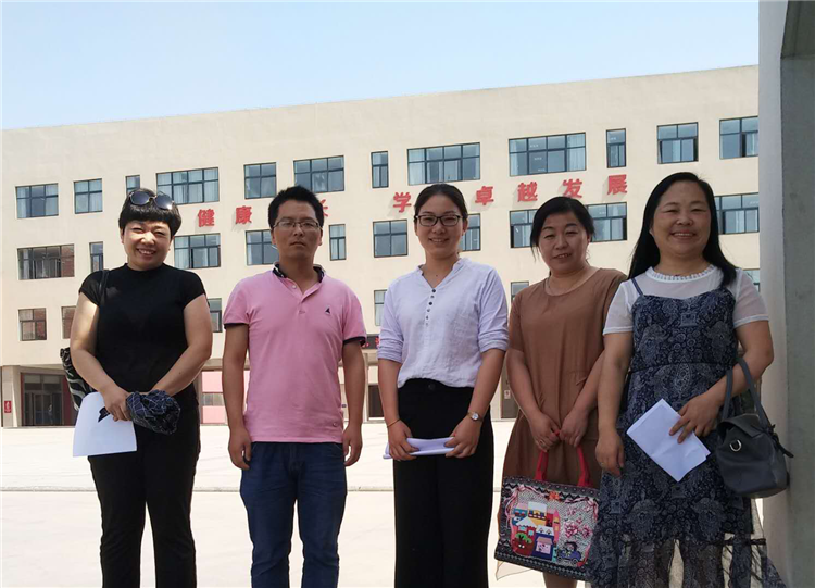 我校高一年級(jí)開(kāi)展家長(zhǎng)開(kāi)放日活動(dòng)